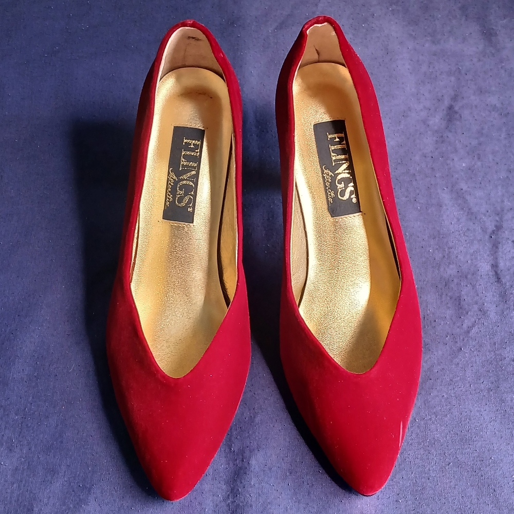 Flings Burgundy Suede Womens High Heels Size 8